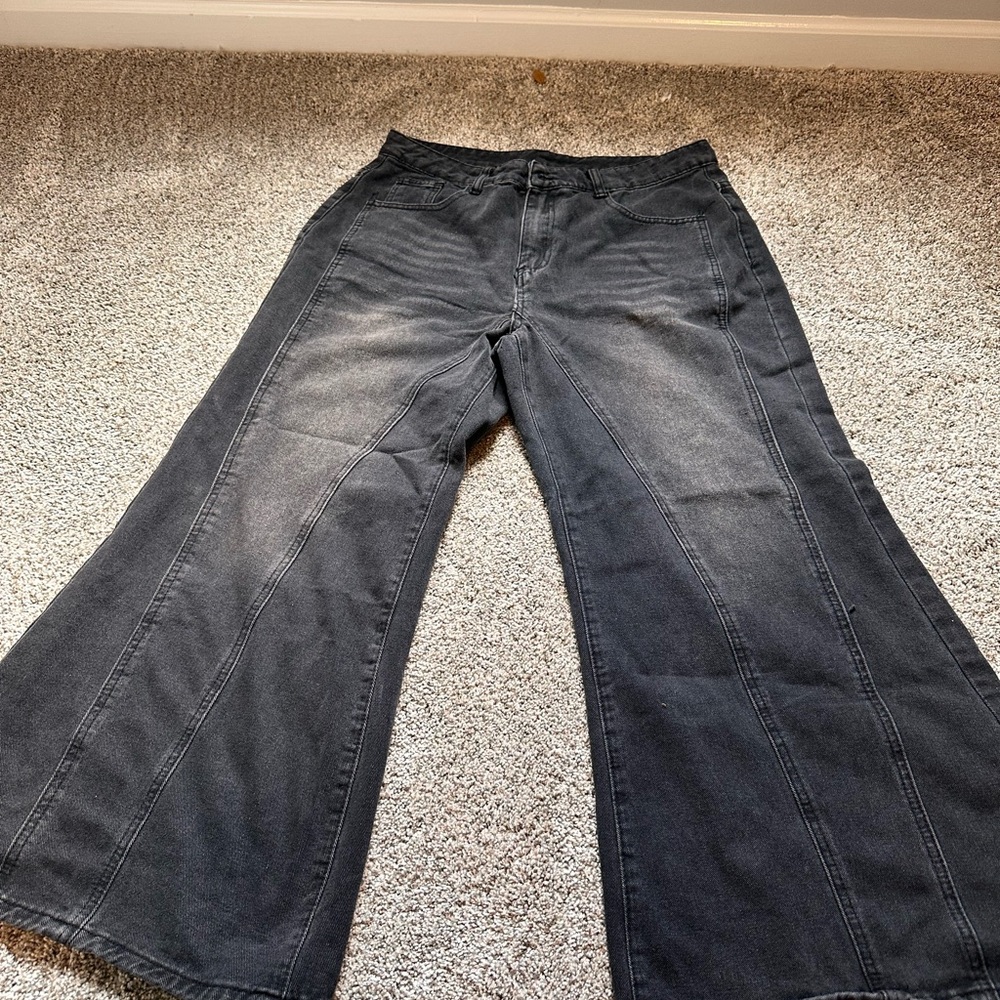 Women's Black Wide-Leg Jeans